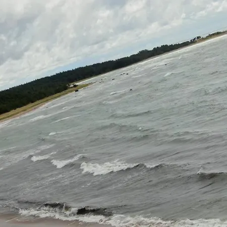 Paradise Surf Bugalow Small Campingplatz