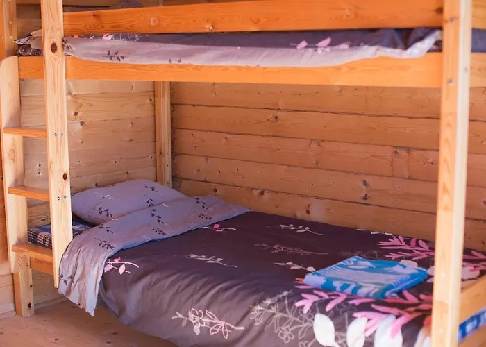 Paradise Surf Bugalow Small 营地